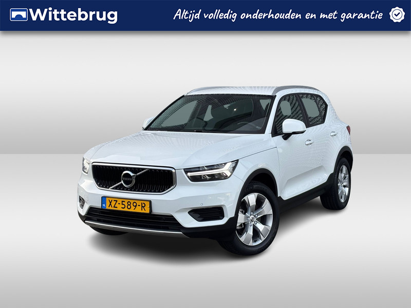 Volvo XC40 2.0 T4 Momentum