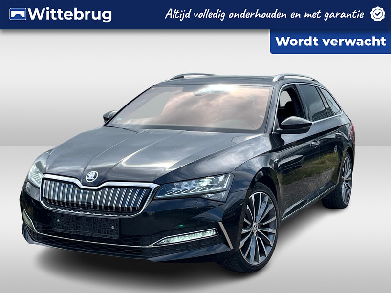 Škoda Superb Combi 1.4 TSI iV Laurin & Klement